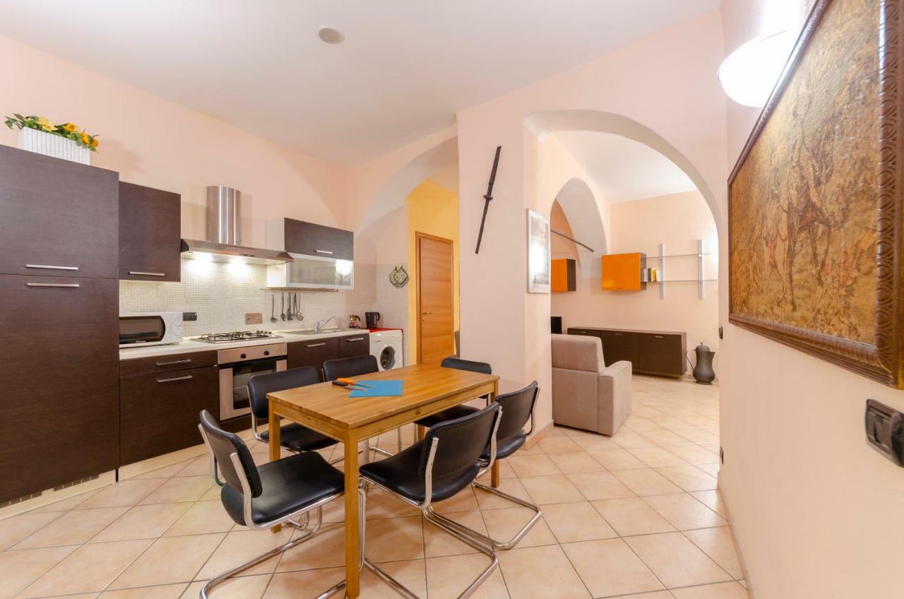 Joivy Warm Family Apt Near Porto Antico Apartment Genoa Exterior photo