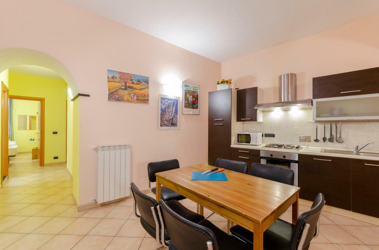 Joivy Warm Family Apt Near Porto Antico Apartment Genoa Exterior photo